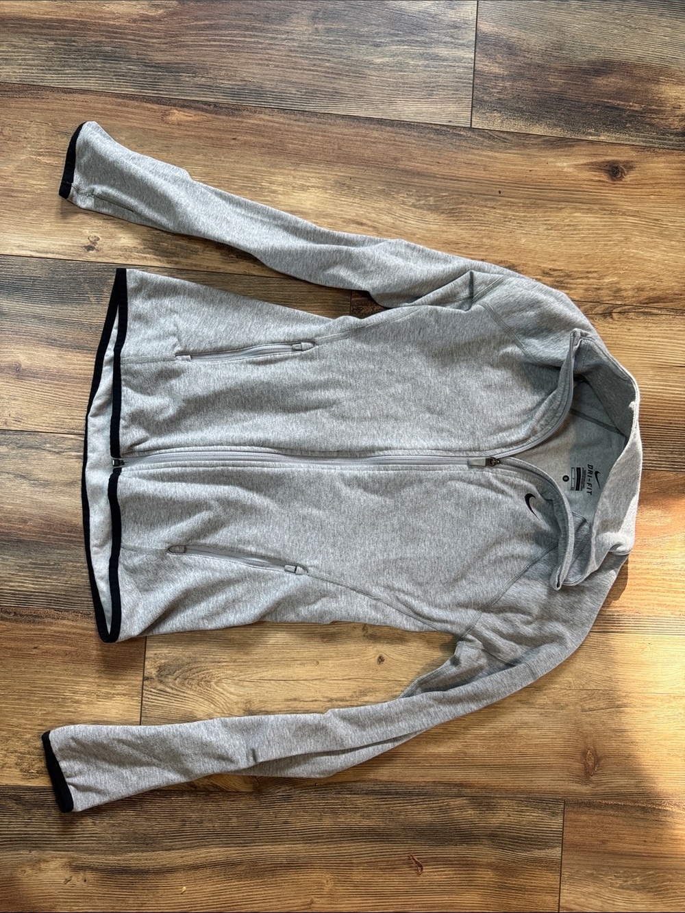 Nike Men's Light Gray Full-Zip Hooded Sweater
